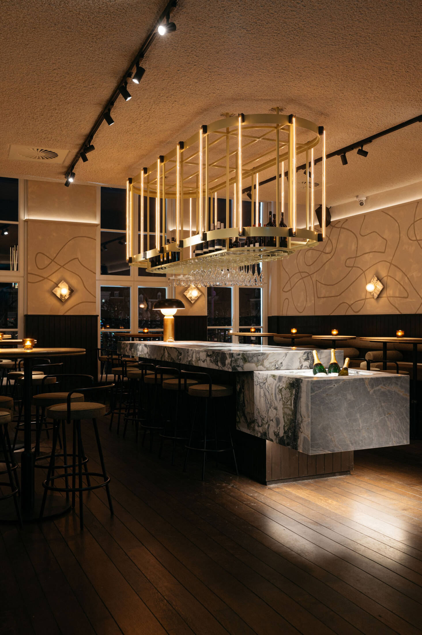 Wijn en champagnebar in centrum Maastricht